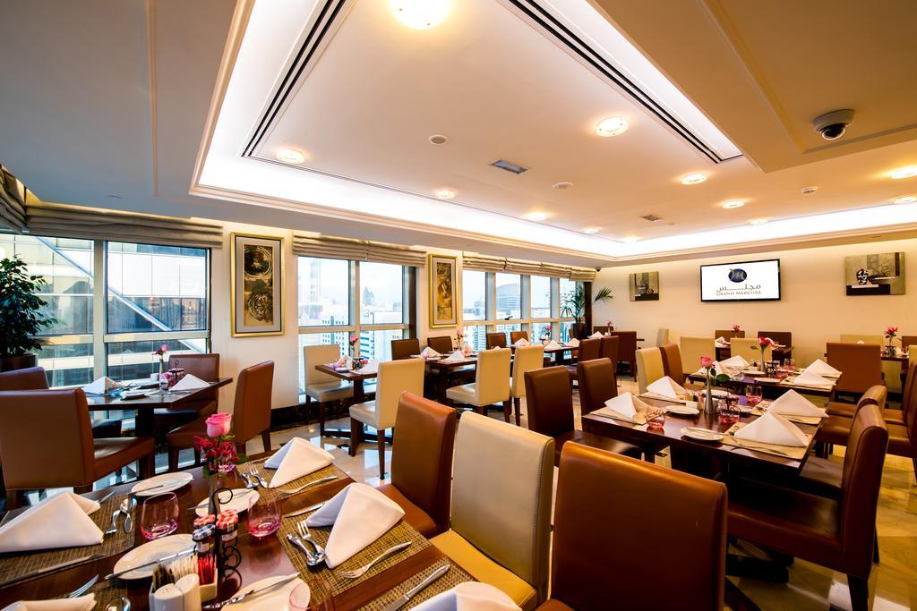Grand Mercure Majlis Residences Abu Dhabi Luaran gambar The restaurant